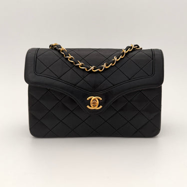 Cute Chanel black vintage