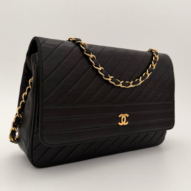 Chanel lines vintage