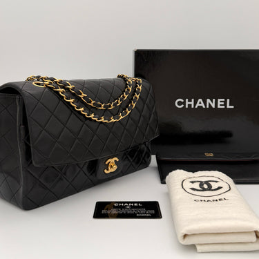 Chanel black vintage with coin purse full set ref. 8021