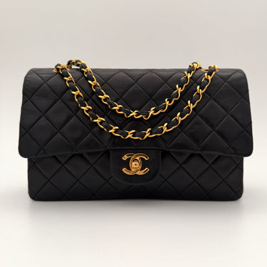 Chanel Timeless 25 Classic double flap bag black lambskin leather vintage